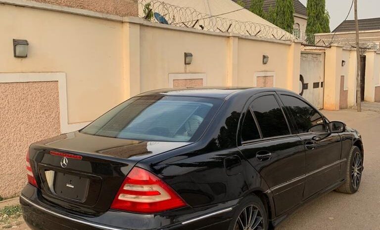 
								Naija Used 2007 Mercedes-Benz C 220 full									