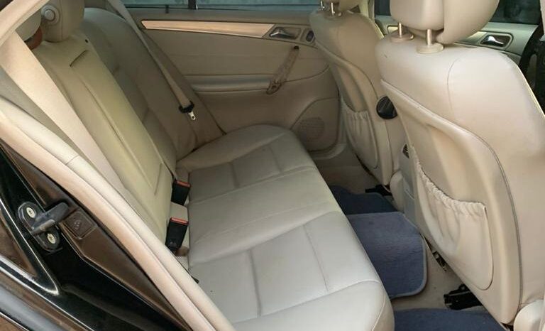 
								Naija Used 2007 Mercedes-Benz C 280 full									