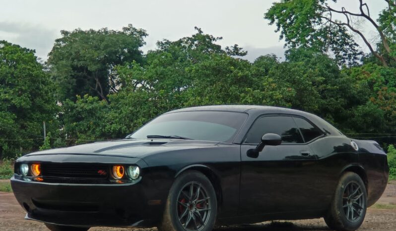 
								Naija Used 2013 Dodge Challenger full									