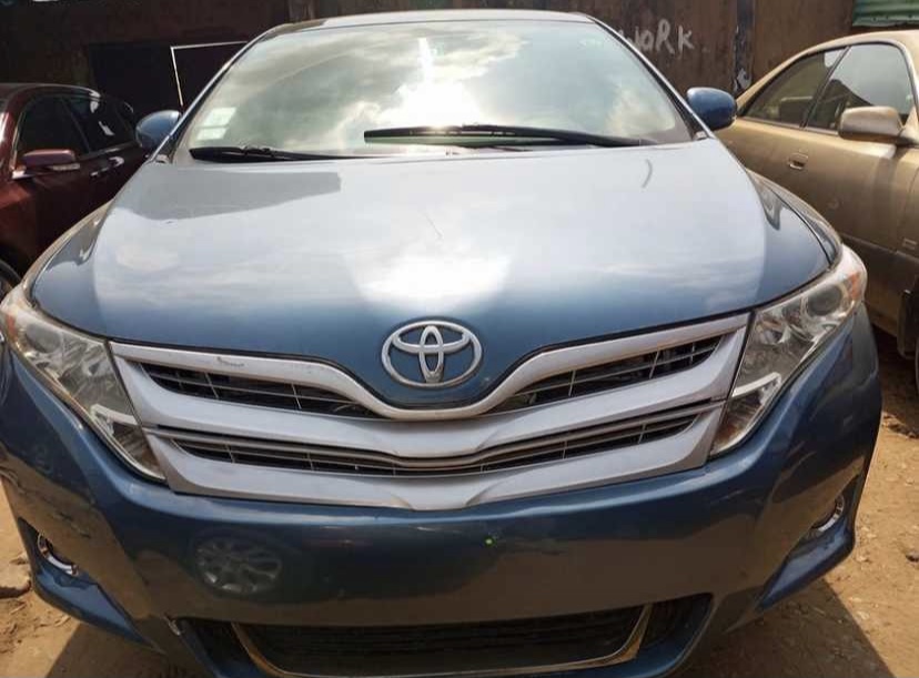 Naija Used 2011 Toyota Venza