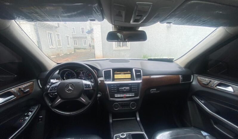 
								Naija Used 2013 Mercedes-Benz ML 350 full									