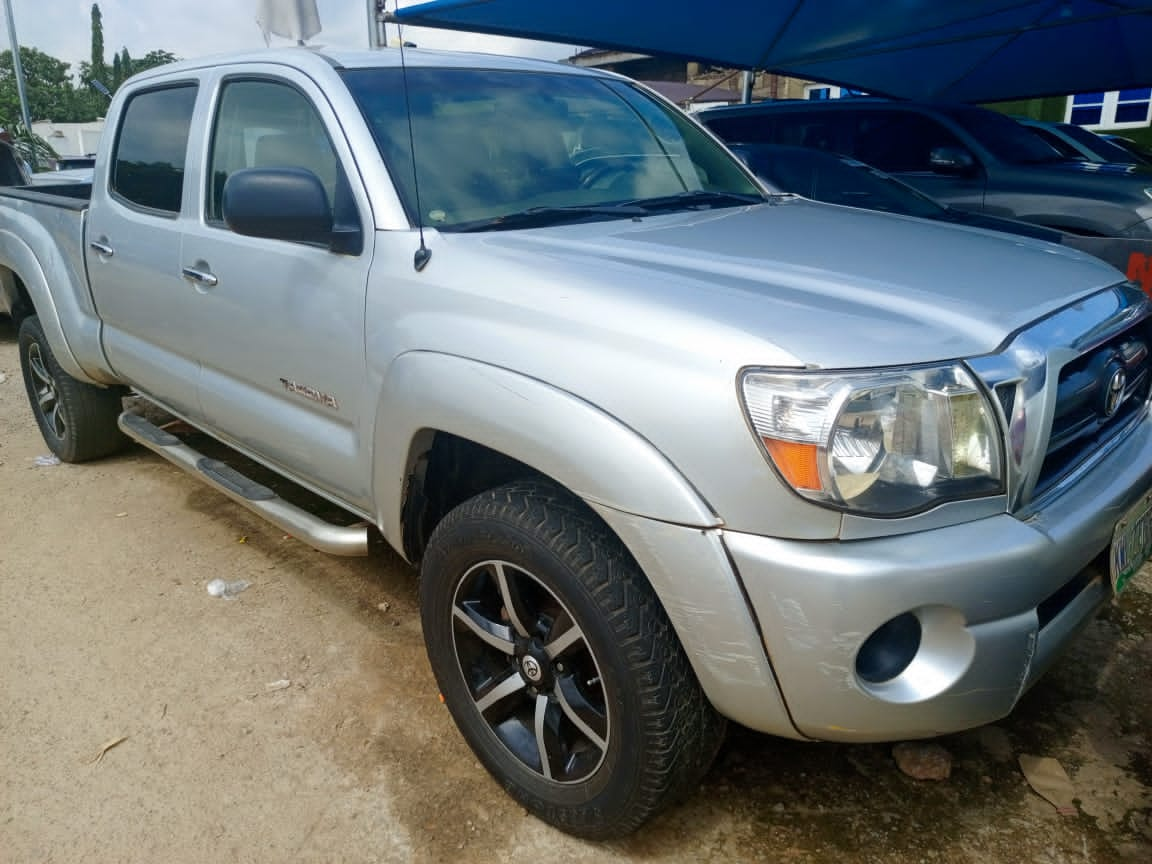 Naija Used 2006 Toyota Tacoma