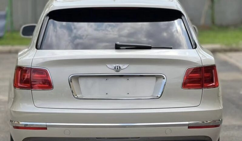 
								Foreign Used 2019 Bentley Bentayga full									