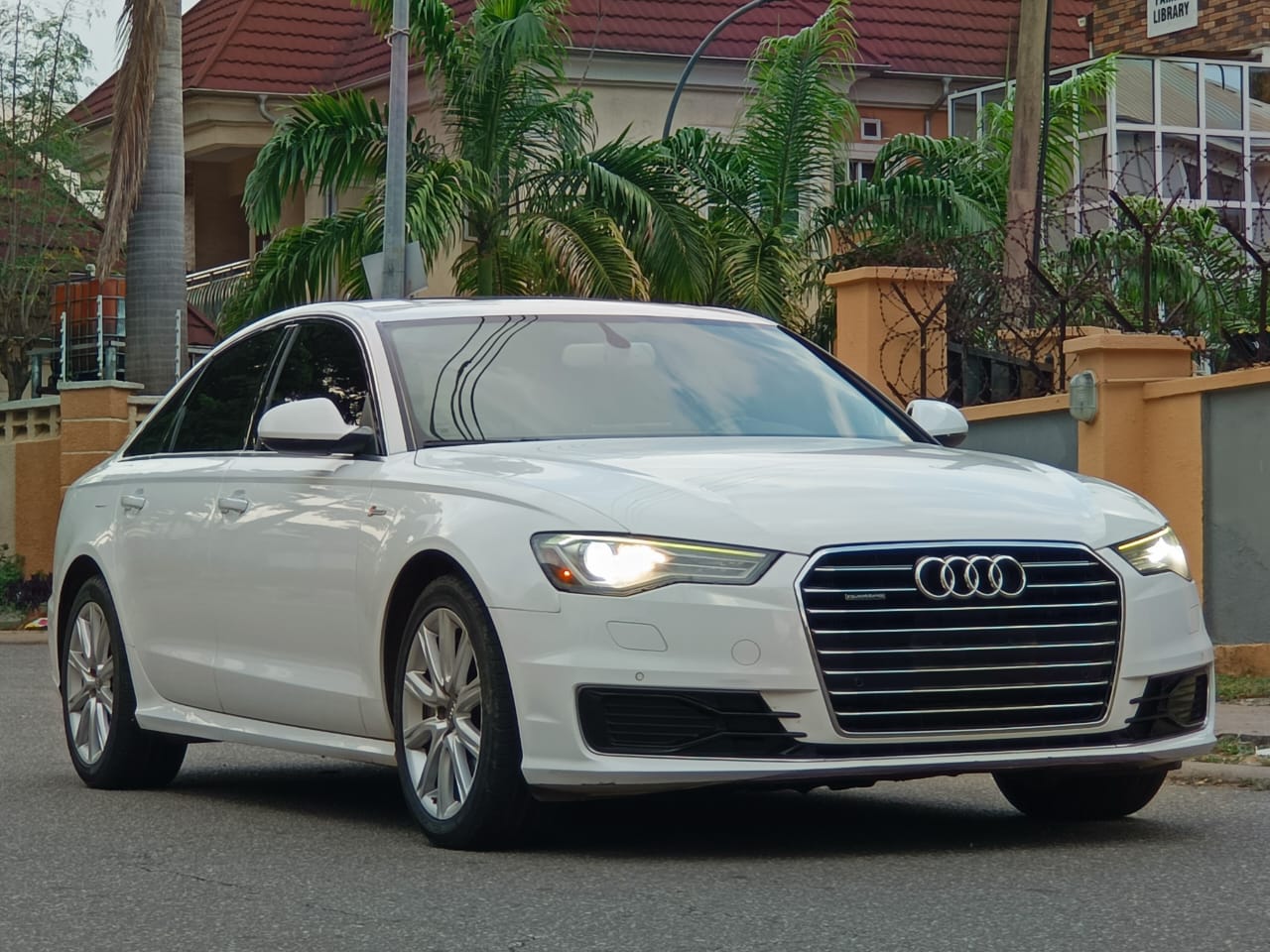 Naija Used 2016 Audi A6