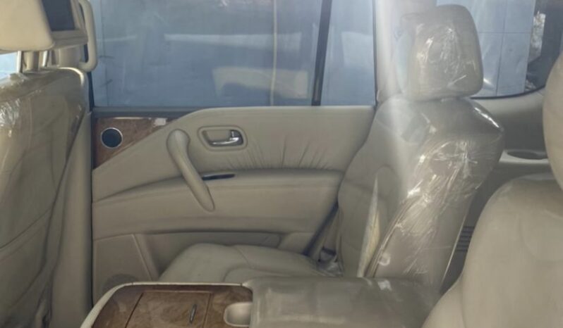 
								Foreign Used 2011 Infiniti QX56 full									