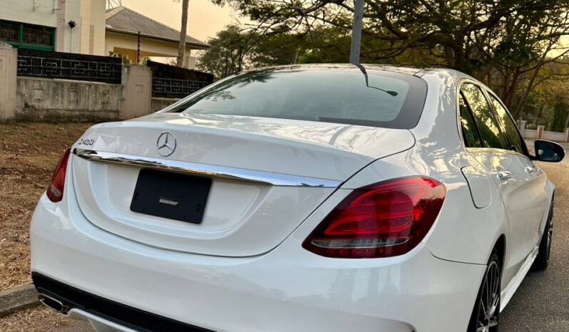 
								Foreign Used 2015 Mercedes-Benz C 400 full									