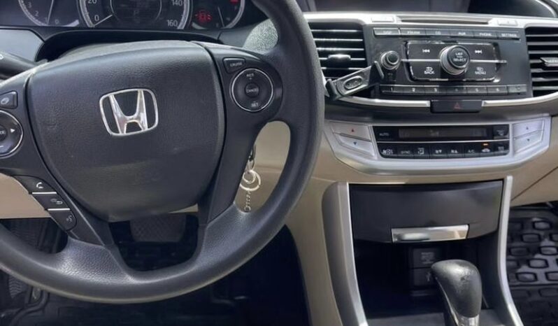 
								Naija Used 2013 Honda Accord full									