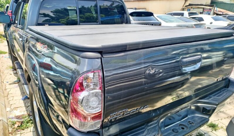 
								Naija Used 2010 Toyota Tacoma full									