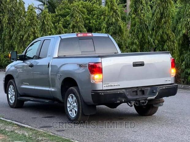 
								Foreign Used 2012 Toyota Tundra full									