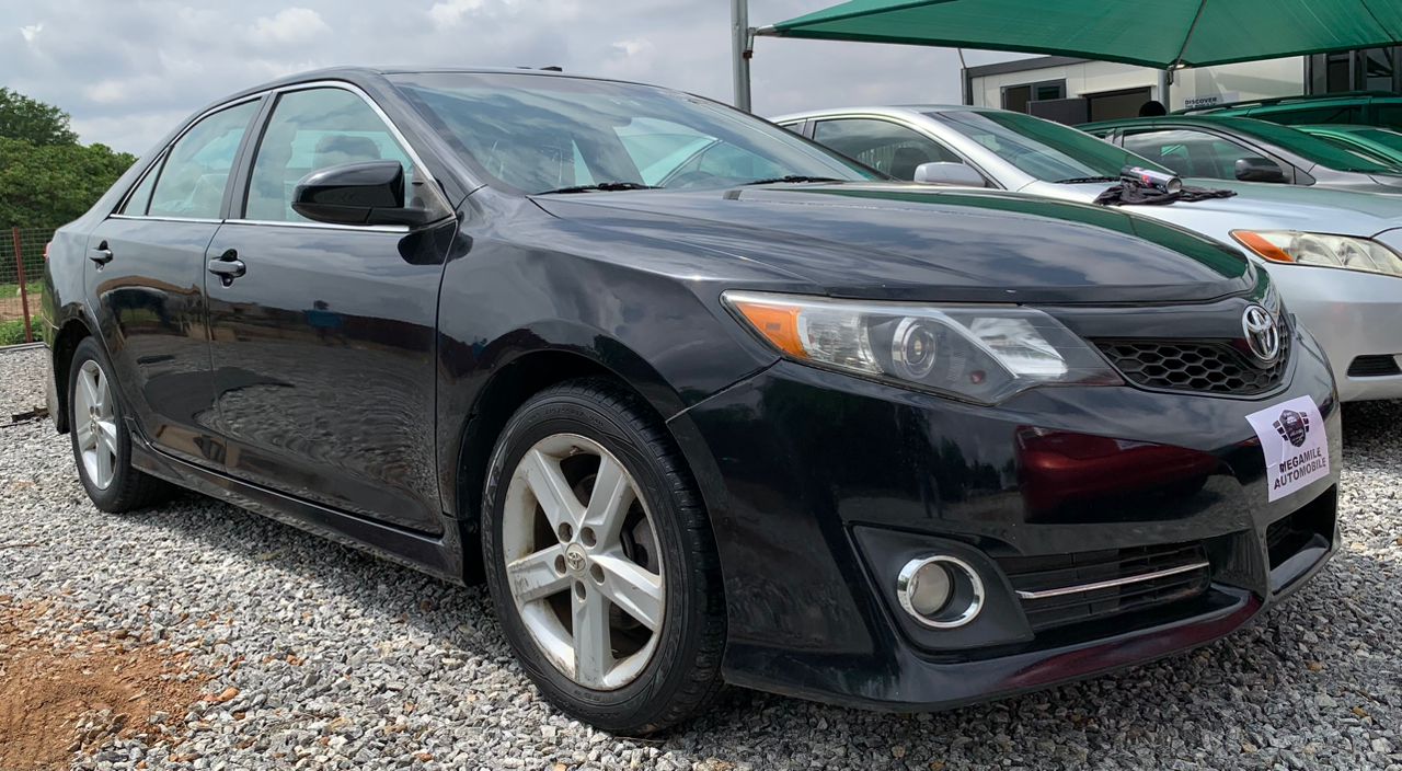 Foreign Used 2013 Toyota Camry