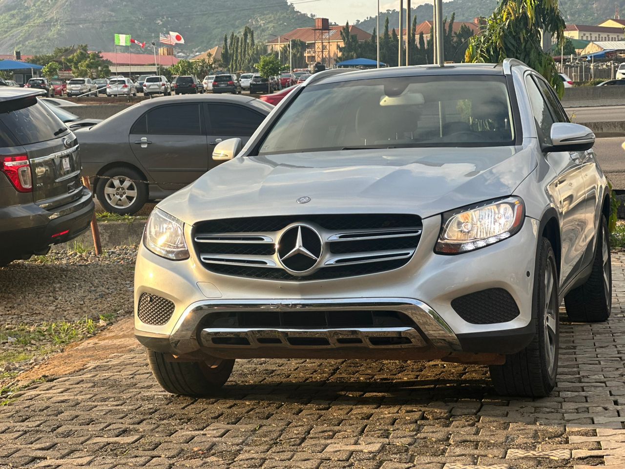 Foreign Used 2016 Mercedes-Benz GLC 300