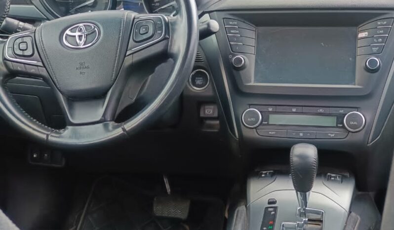 
								Naija Used 2019 Toyota Avensis full									