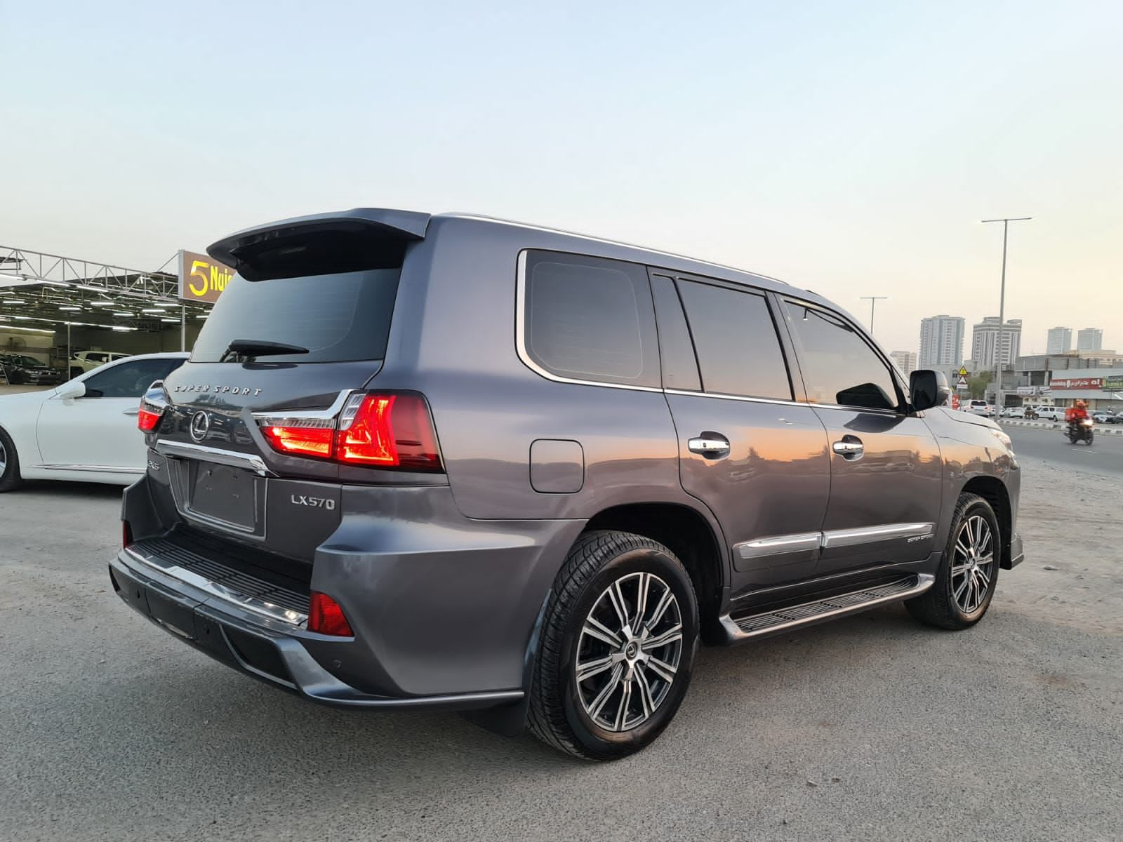 Foreign Used 2020 Lexus LX 570