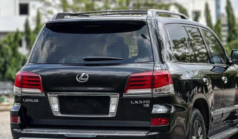 
								Naija Used 2015 Lexus LX 570 full									