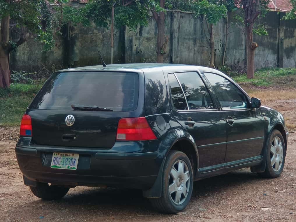 Naija Used 2005 Volkswagen Golf 4