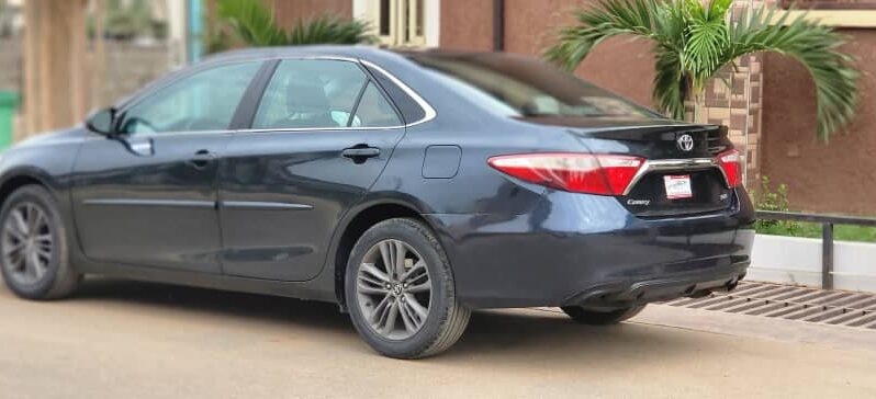 
								Foreign Used 2016 Toyota Camry full									