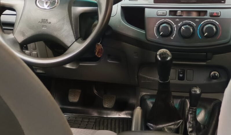 
								Naija Used 2014 Toyota Hilux full									