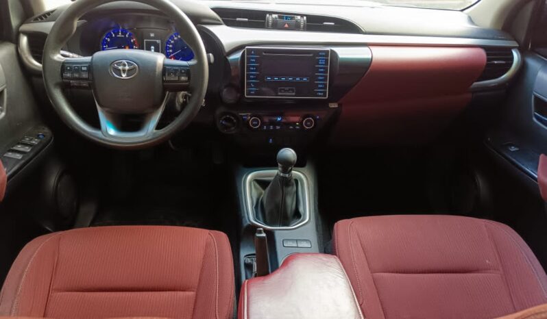 
								Naija Used 2017 Toyota Hilux full									