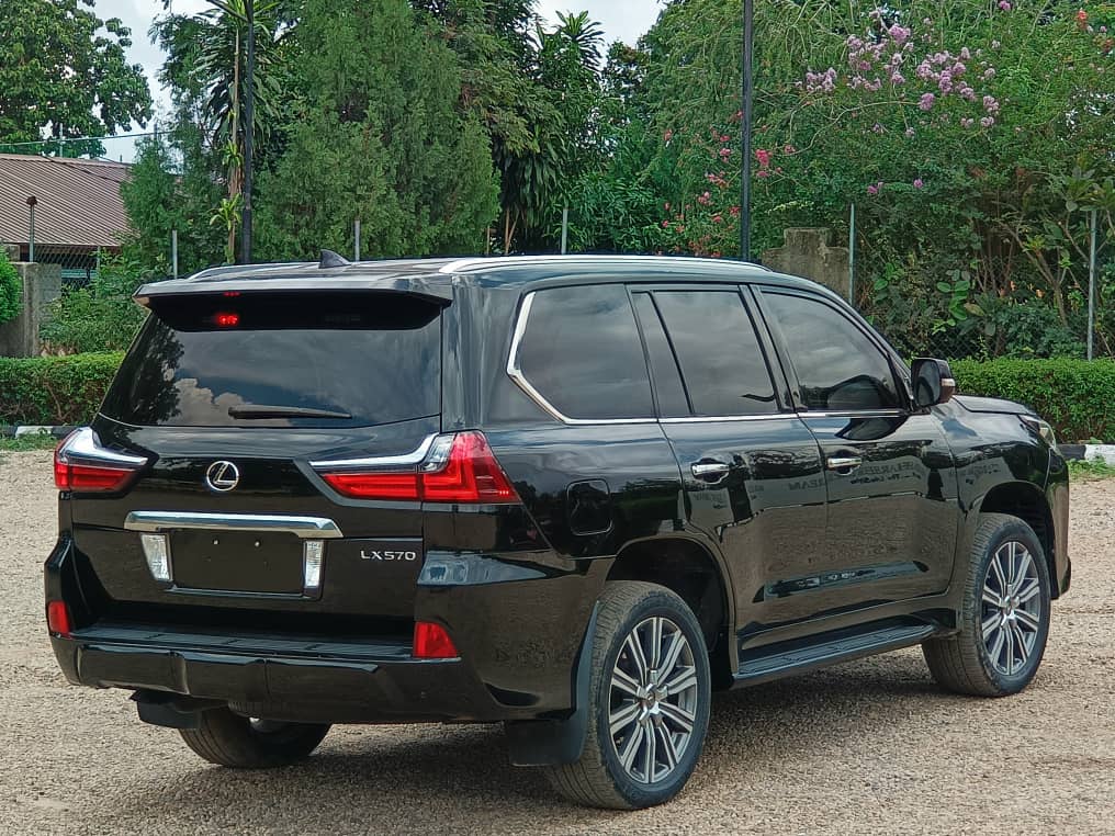 Foreign Used 2019 Lexus LX 570