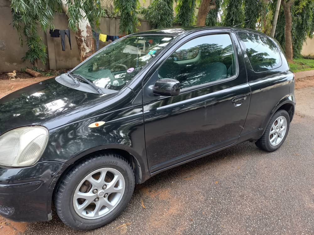 Naija Used 2004 Toyota Yaris