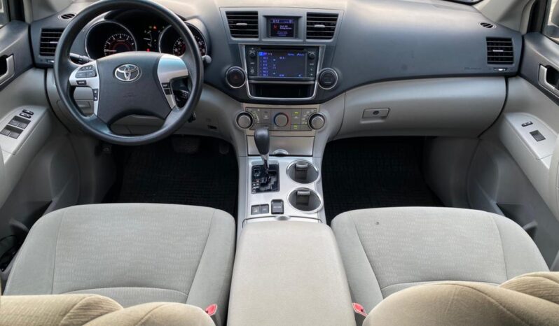 
								Naija Used 2013 Toyota Highlander full									