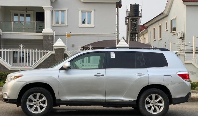 
								Naija Used 2013 Toyota Highlander full									